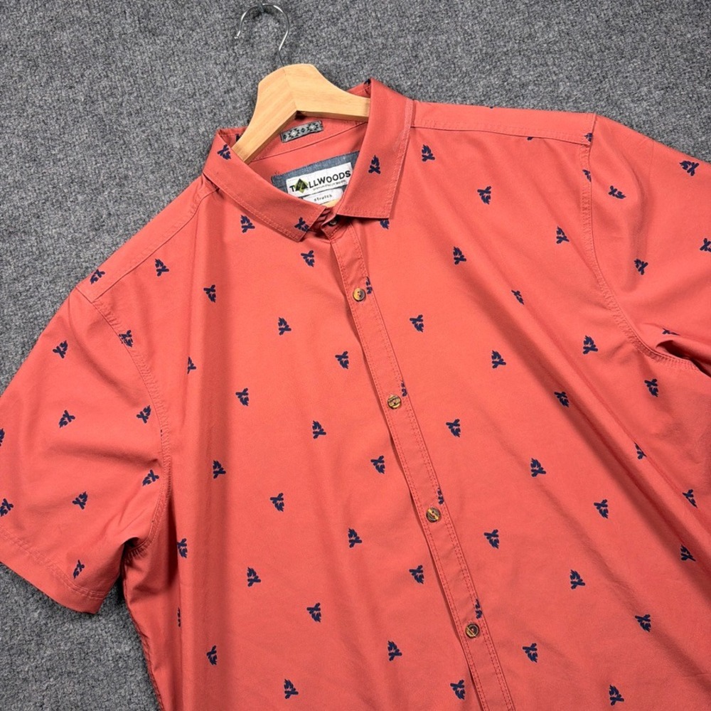 Tallwoods Button Down Shirt Mens XL Coral Campfire All Over Short Sleeve Stretch